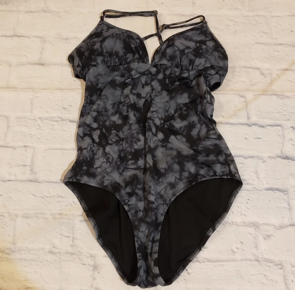 Athleta Tie-dye Stylish Black One Piece Size Small